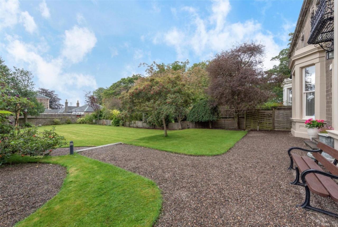 Milton Bank Garden Apartment Broughty Ferry Exterior foto